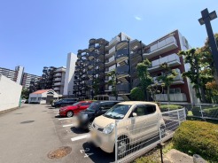五感で感じる、現地でしかわからない事も沢山ございます。周辺環境なども一緒にご案内いたしますのでお気軽にお問合せください。