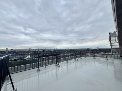 開放感のあるルーフバルコニ
