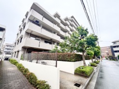 五感で感じる、現地でしかわからない事も沢山ございます。周辺環境なども一緒にご案内いたしますのでお気軽にお問合せください。