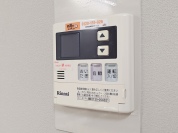 【自動湯張り機能、追い焚き機能、完備。】