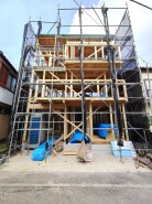 五感で感じる、現地でしかわからない事も沢山ございます。周辺環境なども一緒にご案内いたしますのでお気軽にお問合せください。