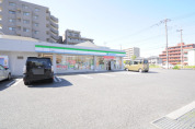 ファミリーマート北秋津店