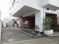 杉並区上高井戸1丁目