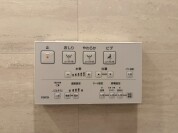 【トイレ内スイッチ】