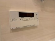 【給湯器リモコン】