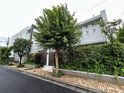 杉並区成田東2丁目