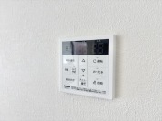 【給湯器リモコン】