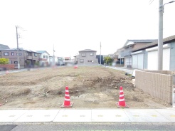北東の角地です。