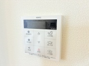 【給湯器リモコン】