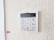 【給湯器リモコン】