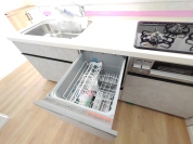 【食器洗い乾燥機】