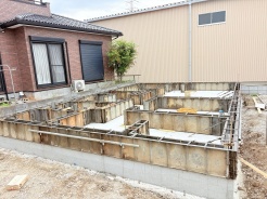 草加市青柳7丁目