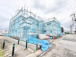 新しい暮らしの基盤となる住まいが、確かな品質のもとで丁寧に形作られています。