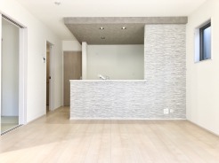 清らかな空間が、新しい暮らしの始まりを予感させます。