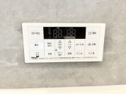 【給湯器リモコン】