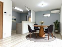 本画像はCGで作成しており、実際に現地に家具は置かれておりません。また、価格に家具は含まれておりません。