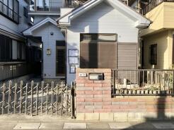 せんげん台駅まで徒歩13分。この距離だと、運動不足も少し解消されるかも。