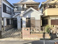 閑静な住宅地で、小さなお子様がいるご家族にも安心。