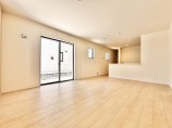 新築一戸建て