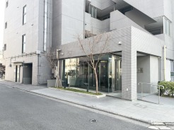 静けさと洗練が調和する、都会的な佇まい。