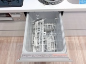 【食器洗浄乾燥機】