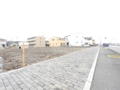 広々とした敷地が、新しい暮らしの始まりを予感させます