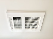 【浴室乾燥機】