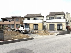 草加市青柳8丁目