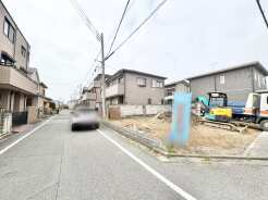静かな住宅街に佇む、個性豊かな住まいが叶う場所。