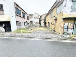 懐かしい雰囲気が漂う、落ち着きある住まいの眺め