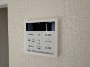 【給湯器リモコン】