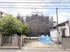 閑静な住宅地で、小さなお子様がいるご家族にも安心。