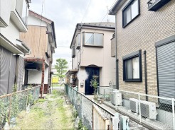 落ち着いた佇まいの住まい、穏やかな日々が彩られる空間。