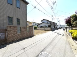 静かな住宅街に広がる、穏やかな空間。