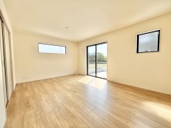 心地よい風と穏やかな時間が流れる開放感に満ちた住空間