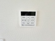【給湯器リモコン】