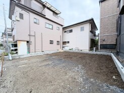 周囲の環境と調和しながら、自由な発想で理想の暮らしを描ける整った区画です。
