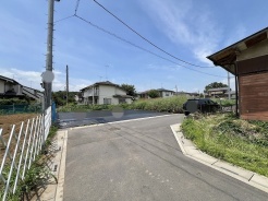 空が広く見渡せる開放的な環境で、日々の暮らしに心地よいゆとりと落ち着きをもたらしてくれます。