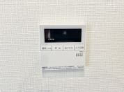 【給湯器リモコン】
