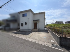 リフォーム工事完了しています。現地で仕上がりをご覧ください。