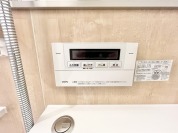 【給湯器リモコン】