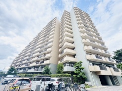 全230戸の大規模コミュニティ形成されております。