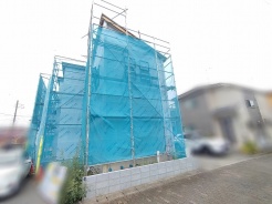 完成へ向けて着実に形作られていく建物が新しい生活への期待感を高めます