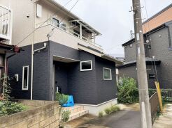 ゆとりの広さを確保したバルコニー。お布団を干すのも、この広さならラクラク。