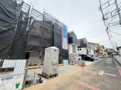 前面道路を含む現地写真