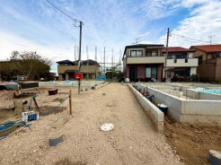 前面道路を含む現地写真