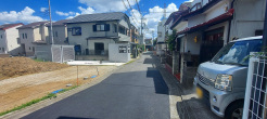 A号棟 前面道路を含む現地写真