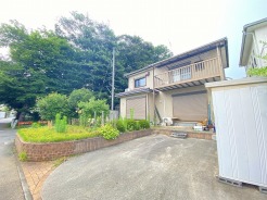 人気の南道路、日当たりにご期待ください。