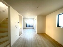 リビングダイニング