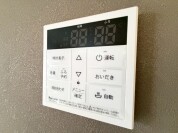 【給湯器操作パネル】